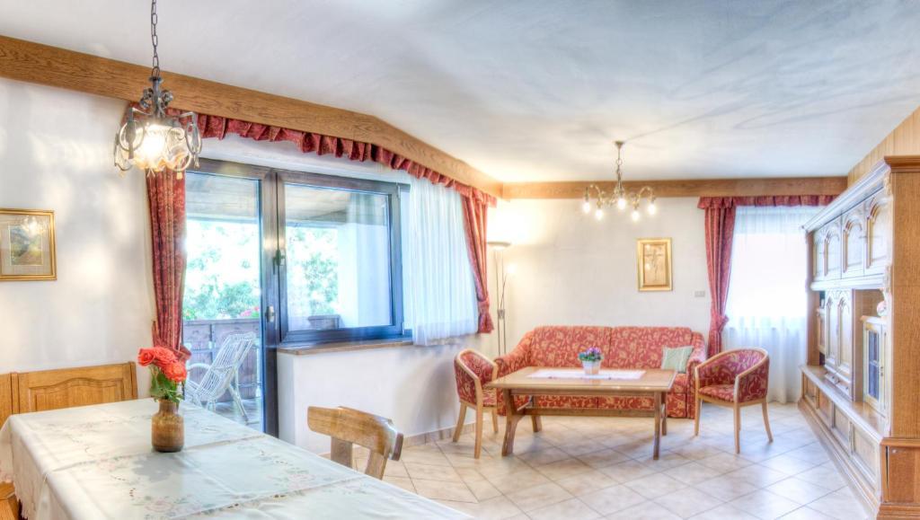 Sonnen Residence Collalbo Bilik gambar